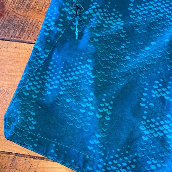 Men's Under Armour Swim Trunks Turquoise Blue Board Shorts - Picture 2 of 8